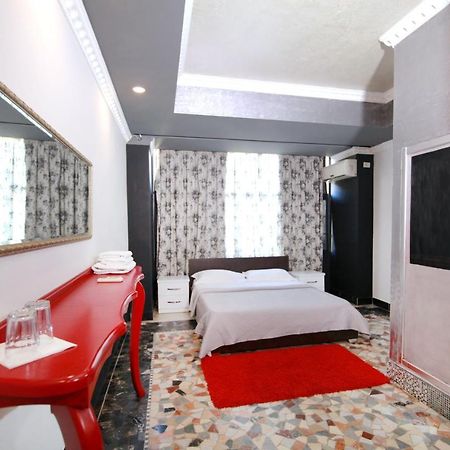 Hotel Eagle Tirana Exteriér fotografie