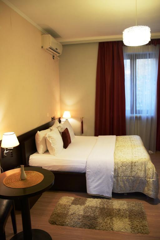 Hotel Eagle Tirana Exteriér fotografie