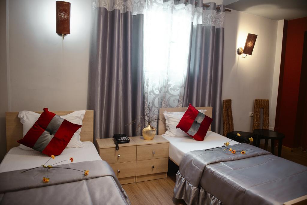Hotel Eagle Tirana Exteriér fotografie