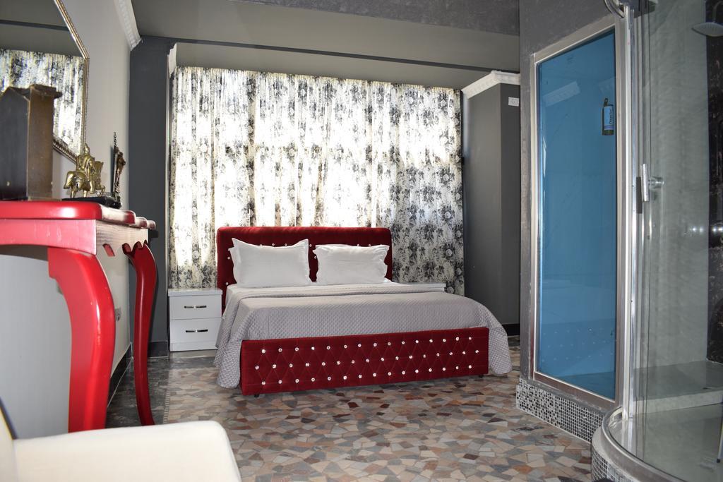 Hotel Eagle Tirana Exteriér fotografie
