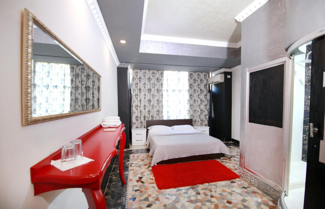 Hotel Eagle Tirana Exteriér fotografie