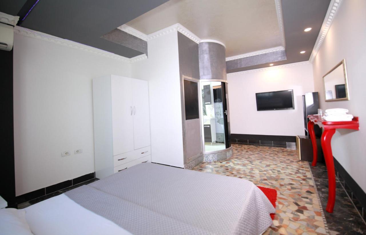Hotel Eagle Tirana Exteriér fotografie