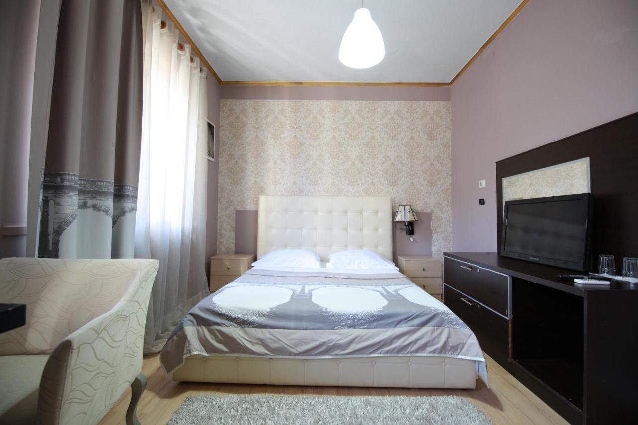 Hotel Eagle Tirana Exteriér fotografie