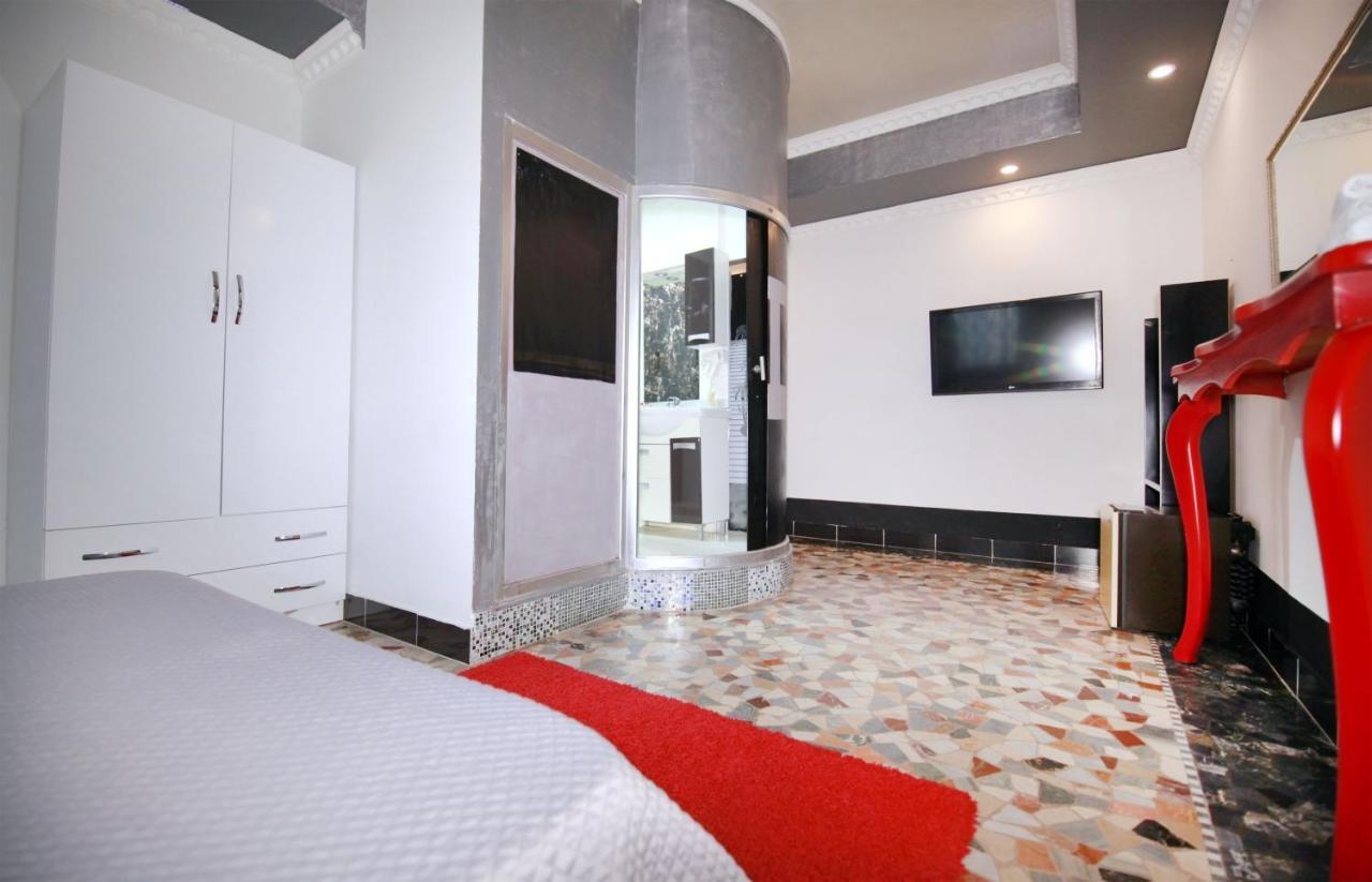 Hotel Eagle Tirana Exteriér fotografie